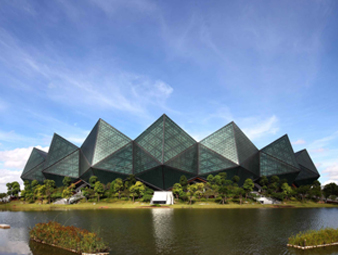 深圳市世界大學(xué)生運(yùn)動(dòng)會(huì)體育中心